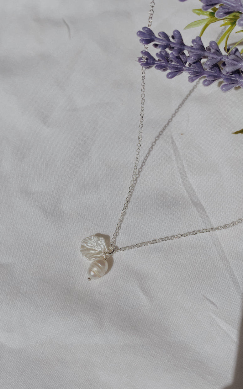 Kaia necklace