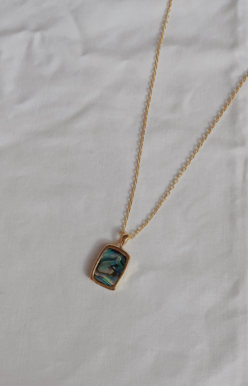 Mabela necklace