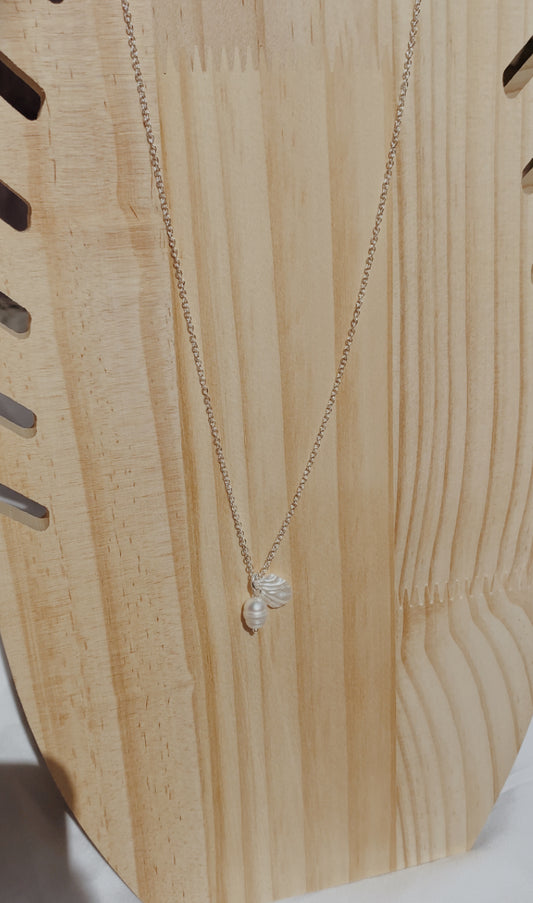 Kaia necklace