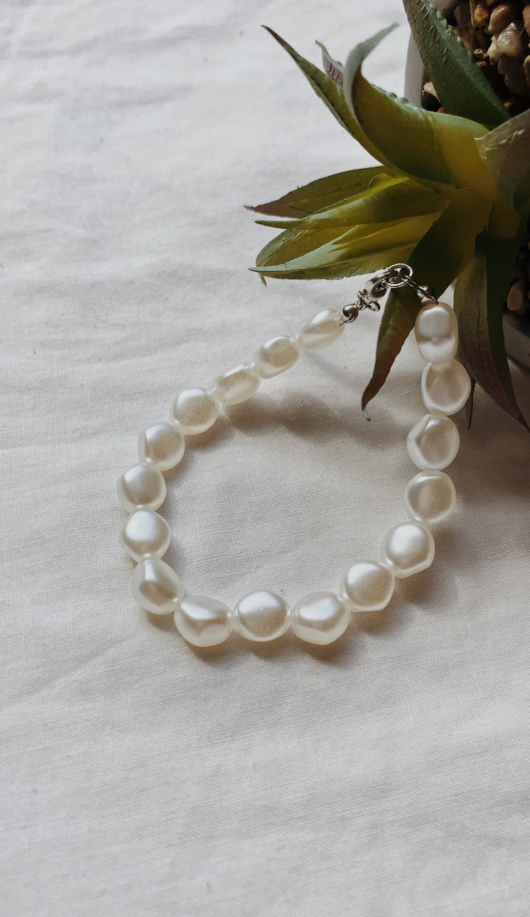 Lila bracelet
