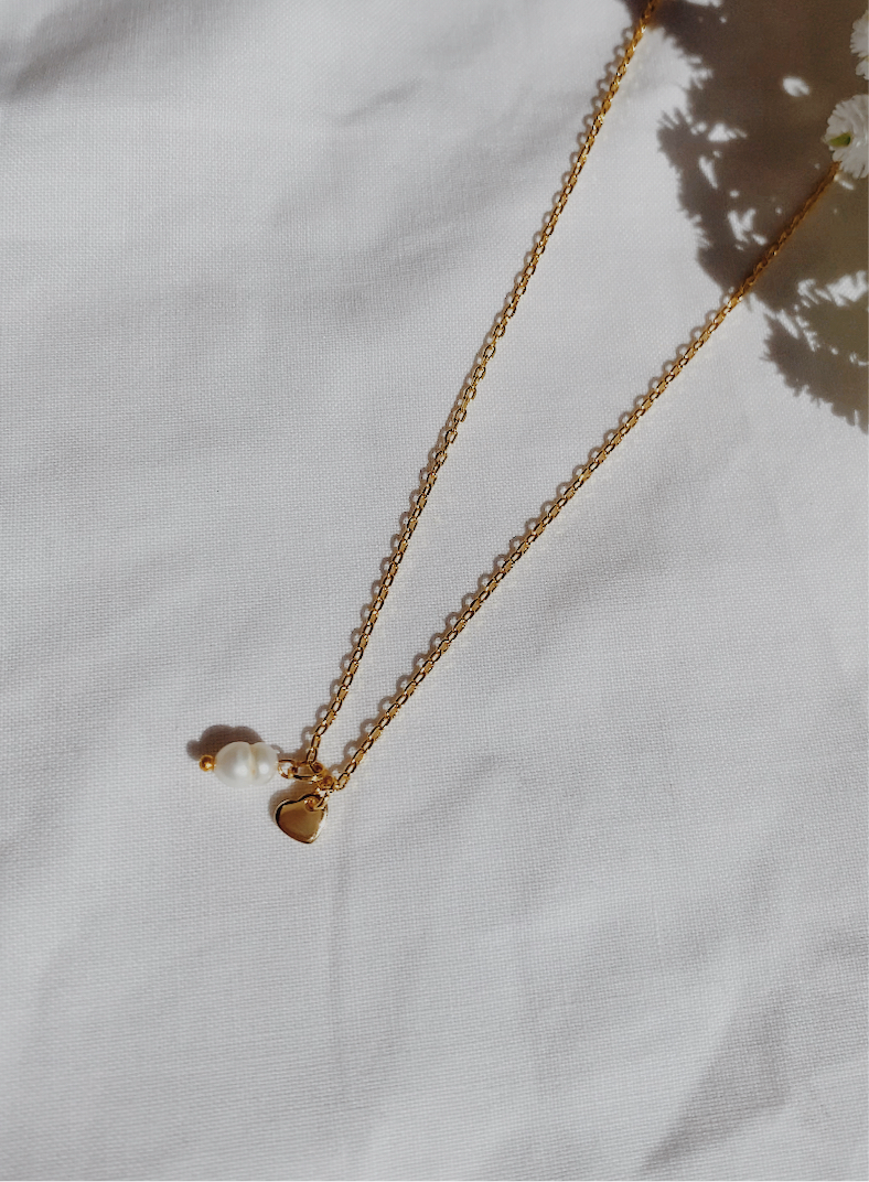 Cleo necklace