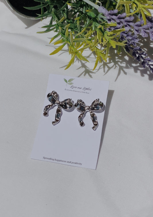 Bow studs 🎀