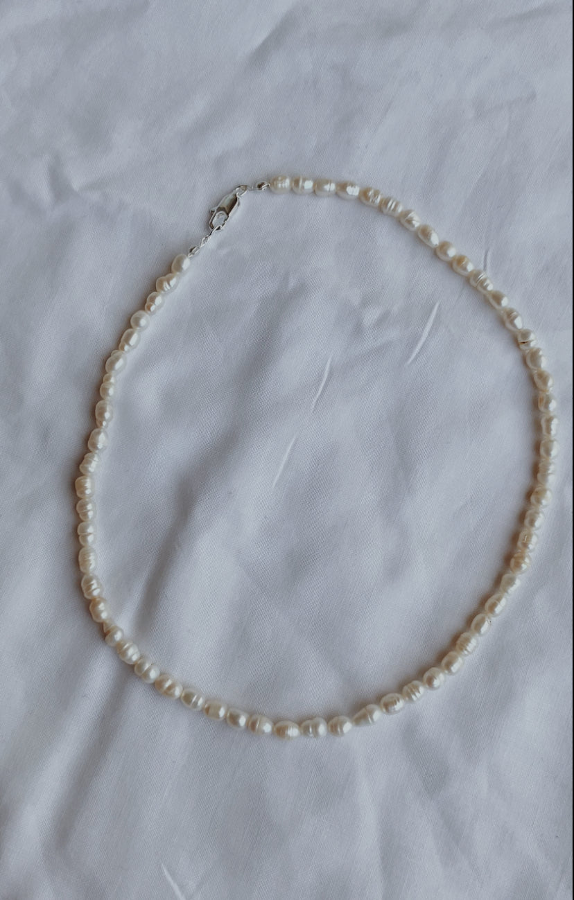 Cari necklace