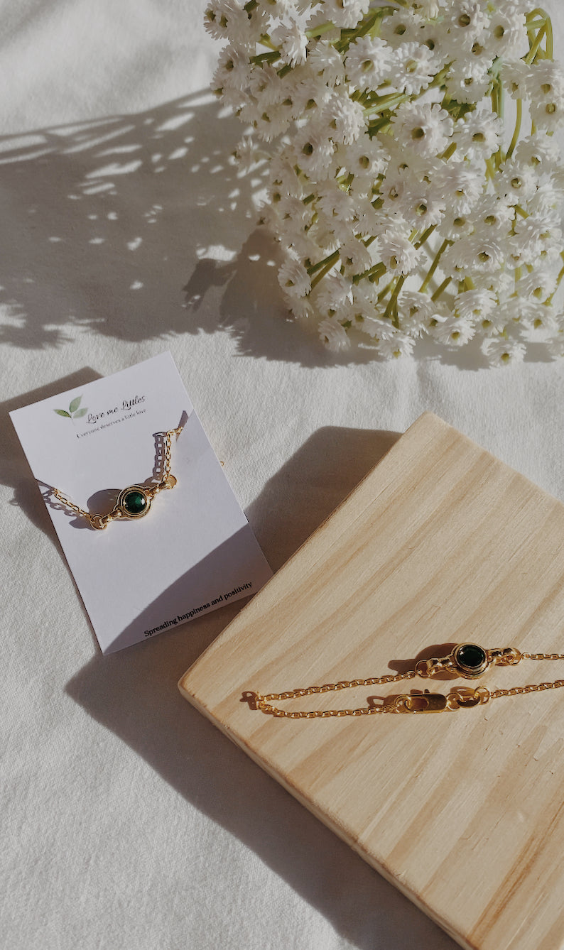 Elora necklace