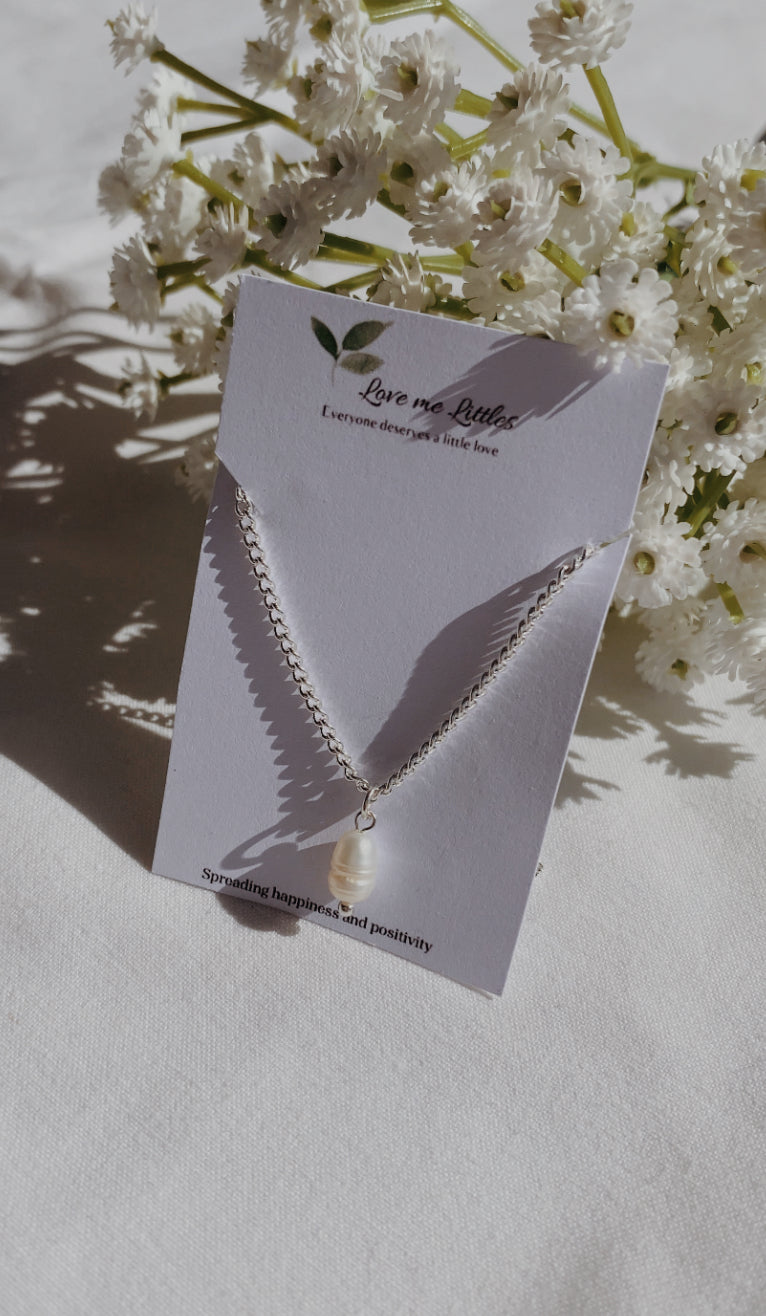 Clove necklace